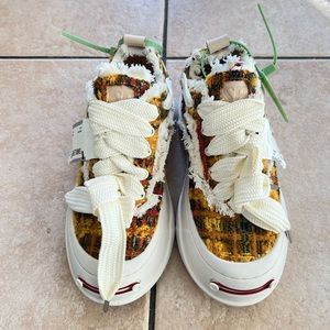 Smile Republic Y2K Sneakers 38